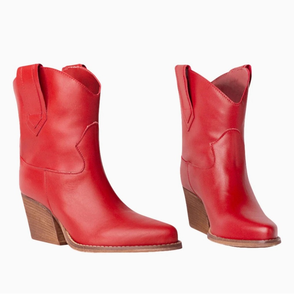 New Billy size 9.5 Red boot no box